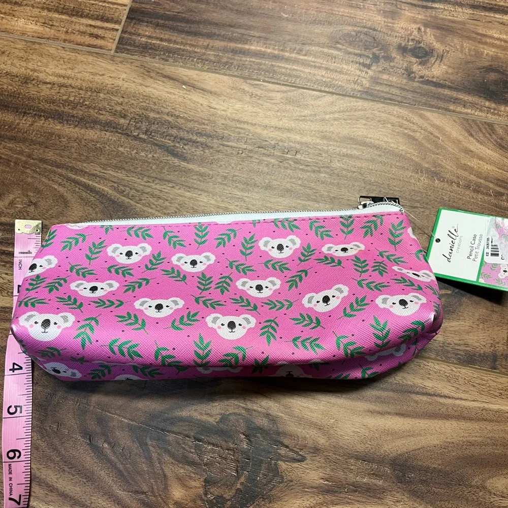 - Danielle Creation Pencil Cosmetics case NWT